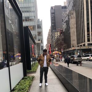 Meet your Posher, Elijah